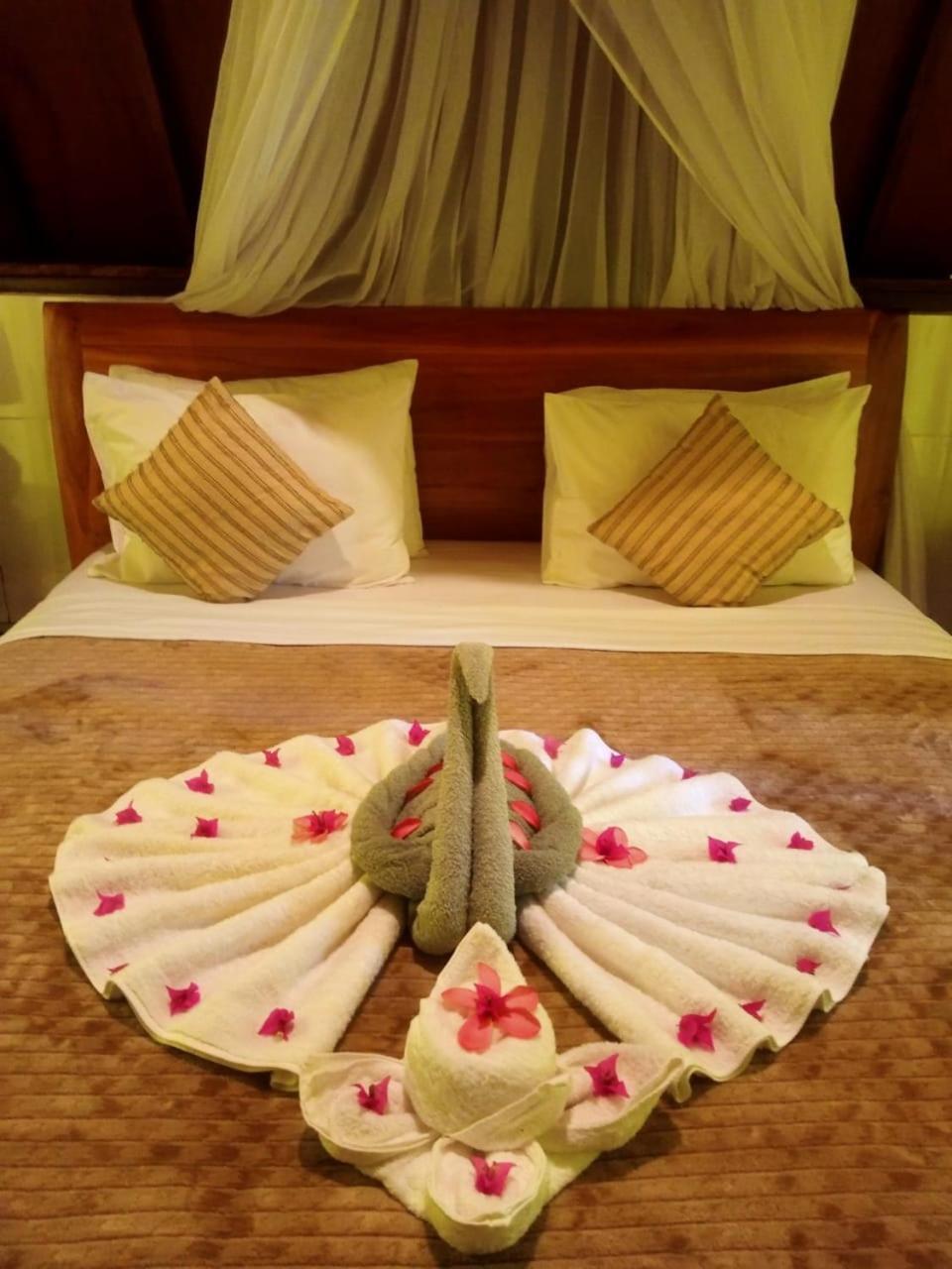 Hakuna Matata Resort Gili Air Buitenkant foto