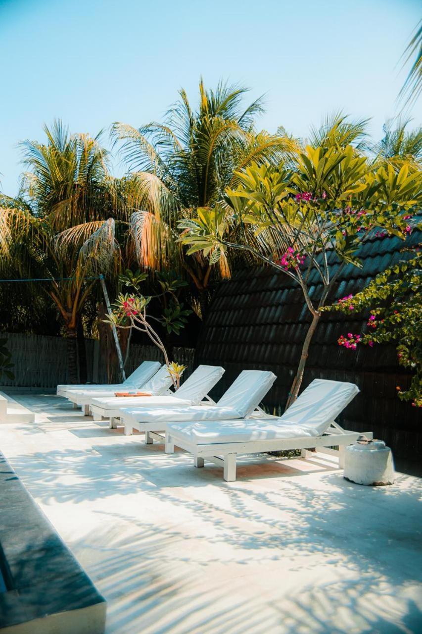 Hakuna Matata Resort Gili Air Buitenkant foto