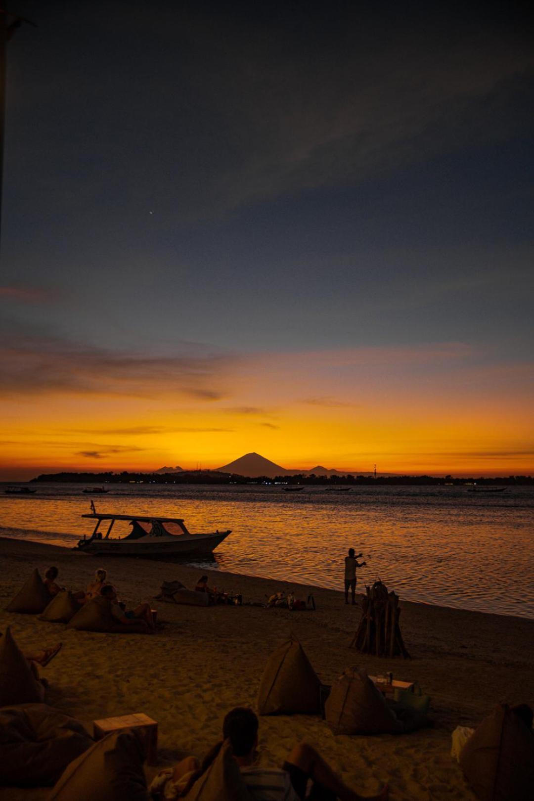 Hakuna Matata Resort Gili Air Buitenkant foto